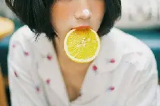 三年研发成功一枚潜射导弹跃出水面五角大楼讨论拦截方法