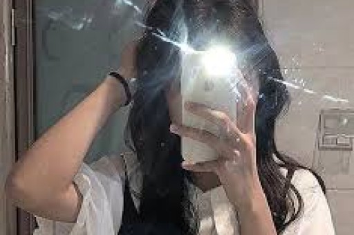 明星卖羽绒服被打假！本人致歉：会先为粉丝全额退款